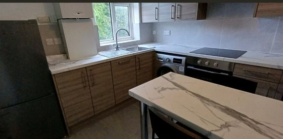 Room in a Shared Flat, Alcester Road, B13 - Photo 2