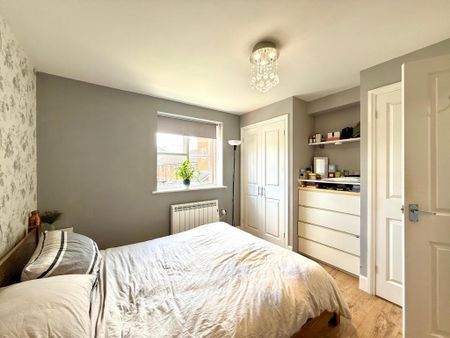 2 bedroom flat to rent - Photo 4