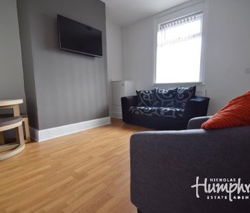 4 bedroom house share to rent - Photo 5
