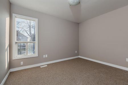 For Lease - 43 Springhurst Avenue Unit# 2, Toronto, Ontario - Photo 3
