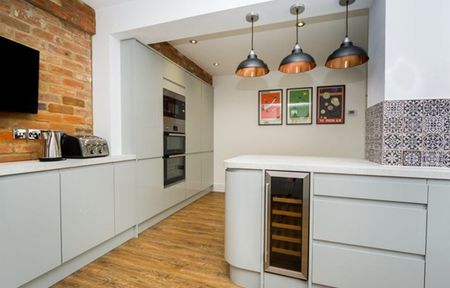 Room in a Shared House, Baker Street, RG1 - Photo 3