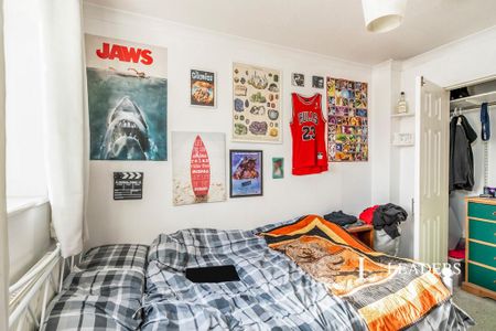 5 bedroom detached house to rent - Photo 3