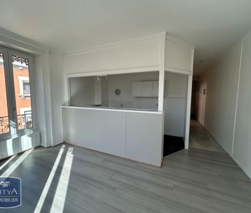 Location Appartement 2 pièces 43m² VILLEFRANCHE SUR SAONE 69400 - Photo 4