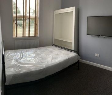 2 bedroom house share to rent - Photo 3