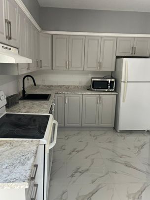 For Lease - 12 Princess Street, Brantford, Ontario - Photo 1