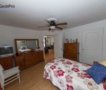 2034 Masson - Photo 5