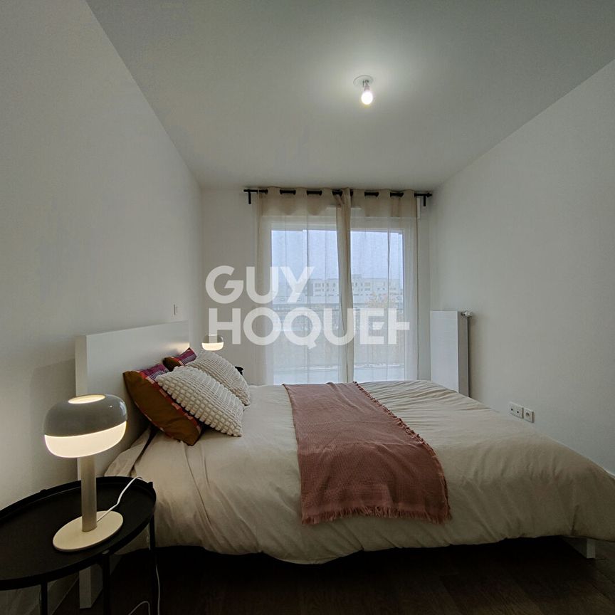 Appartement Courbevoie 2 pièce(s) 40.27 m2 - Photo 1