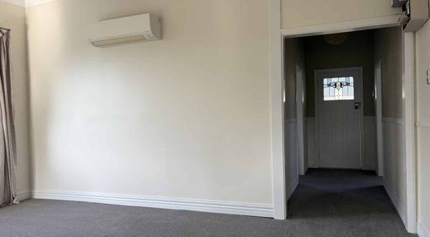 3 BEDROOM - WOODVILLE - Photo 1