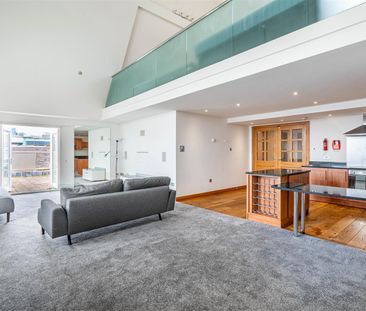 2 bed apartment to rent in Grainger Street, Newcastle Upon Tyne, NE1 - Photo 2