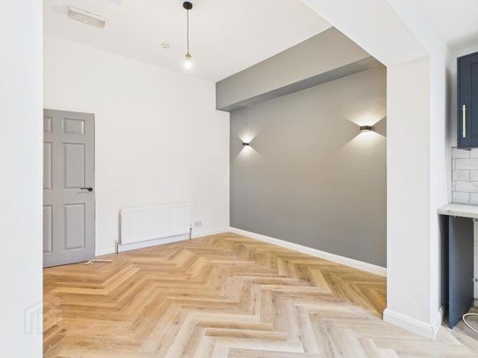 Room 1, 419 Woodstock Road, Cregagh Road, Belfast, BT6 8PW - Photo 1