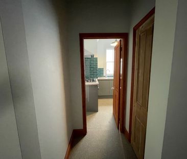 1 Bed Flat, Fox Hill, SE19 - Photo 4