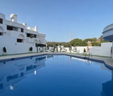 Alquiler de chalet adosado en Urbanizacion Araijanal s/n - Photo 1