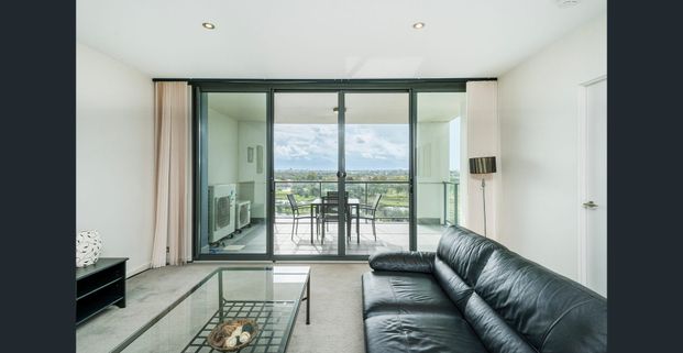 3 X 2 FURNISHED & EQUIPPED APARTMENT IN SECURE COMPLEX WITH RIVER & CITY VIEWS! - Photo 1