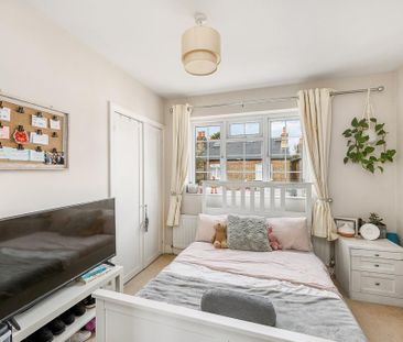 2 bedroom end of terrace house to rent - Photo 4