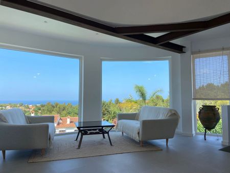 Villa for Rental in Denia - Photo 2