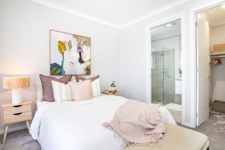 Modern Duplex Living: Settle In Before Christmas! - Photo 5