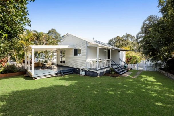 Character Home with Versatile Retreat - Photo 1