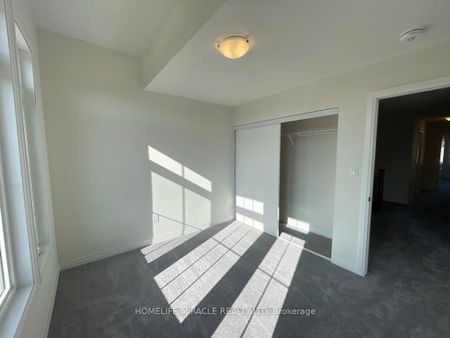 For Lease - 33 Mildred Gillies Street, North Dumfries, Ontario - Photo 5