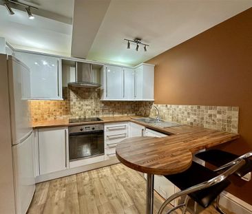 1 bedroom duplex to rent - Photo 5