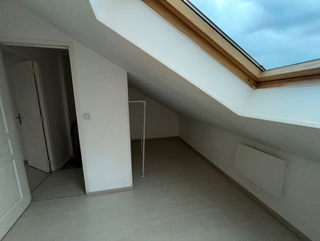 Location Appartement 3 pièces 42m² LILLE 59000 - Photo 4