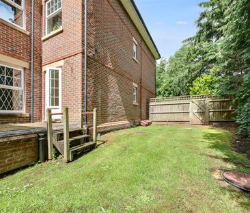 Hawkesley Court, Watford Road - Photo 1