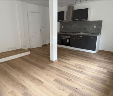 Location Appartement 2 pièces 42m² - Photo 2