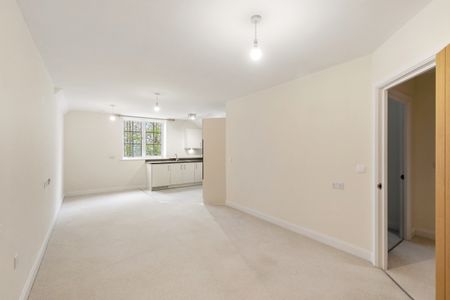 2 bedroom flat to rent - Photo 2