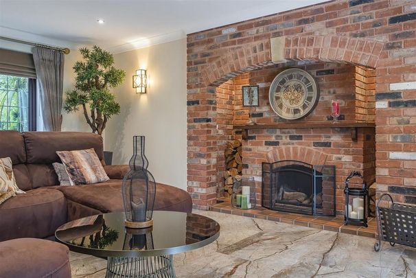 7 bedroom detached house to rent - Photo 1