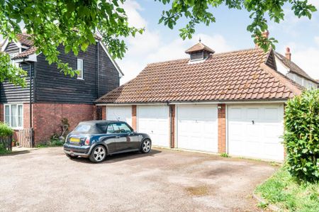 3 bedroom terraced house to rent - Photo 2