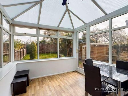 Maran Avenue, Welwyn, AL6 - Photo 2