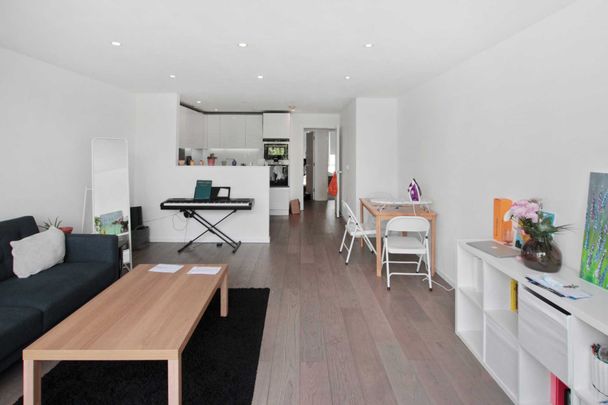 Price £3,000 pcm - Available Now - Part Furnished - Photo 1