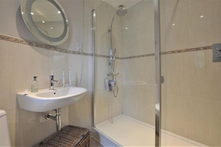 3 bedroom bungalow to rent - Photo 5