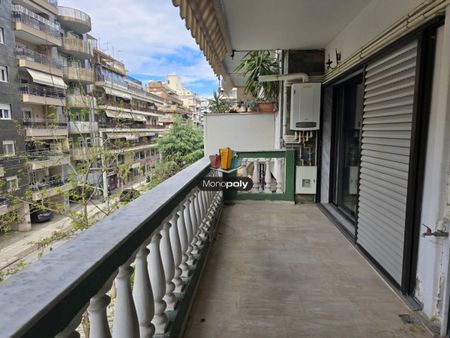 Διαμέρισμα για ενοικίαση Κέντρο (Χαριλάου) - Photo 4