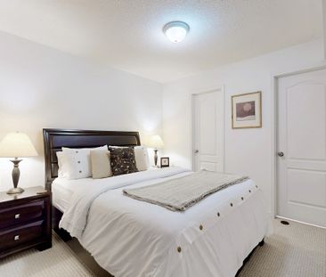 For Lease - 39 Hays Boulevard Unit# 2, Oakville, Ontario - Photo 4