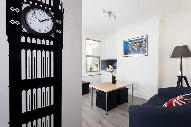 3 bedroom semi-detached house to rent - Photo 1