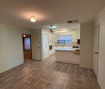 Charming 3-Bedroom Home - Photo 5