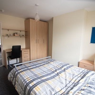 Ecclesall Road, Sheffield, S11 8PE - Photo 1