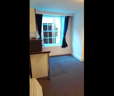 Bedsit, Southleigh Road, BS8 - Photo 4