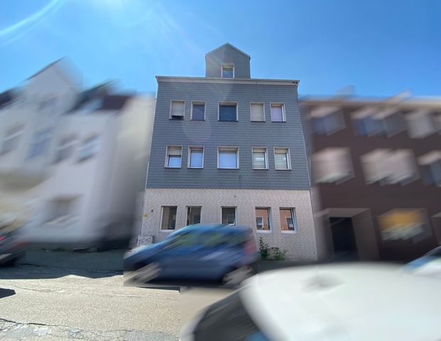 Gemütliche 3-Zimmer-Dachgeschosswohnung in Gelsenkirchen-Buer! Einbauküche inklusive - Photo 1