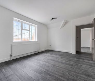 The Broadway, AL1, Hertfordshire - Photo 6