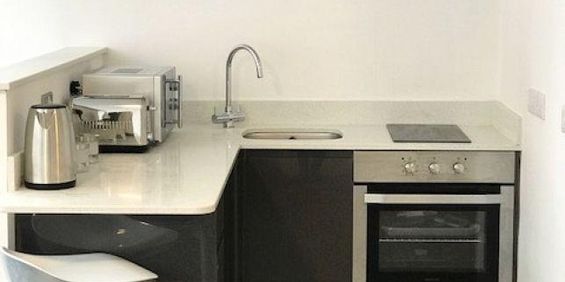 Studio to rent - Photo 3