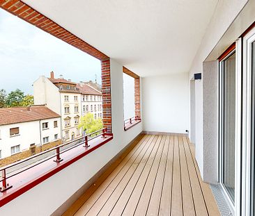 4-Zimmer-Wohnung mit moderner Einbauküche und Balkon - Photo 1