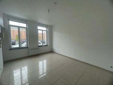 Location Appartement 2 pièces 45 m2 à Saint-Quentin - Photo 2