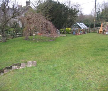 3 bedroom character property to rent - Photo 3