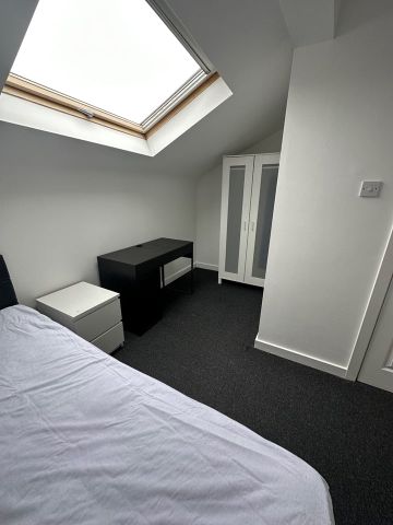 Room in a Shared House, Albert Edward Road, L7 - Photo 3