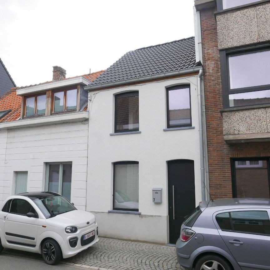 Volledig gerenoveerde en instapklare woning - Foto 1