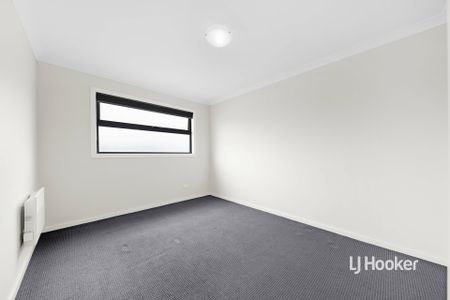28/20 Hyde Park Avenue, Craigieburn VIC, Belconnen - Photo 4