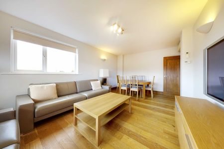 Byron Court, Fairfax Road, NW6 - Photo 2