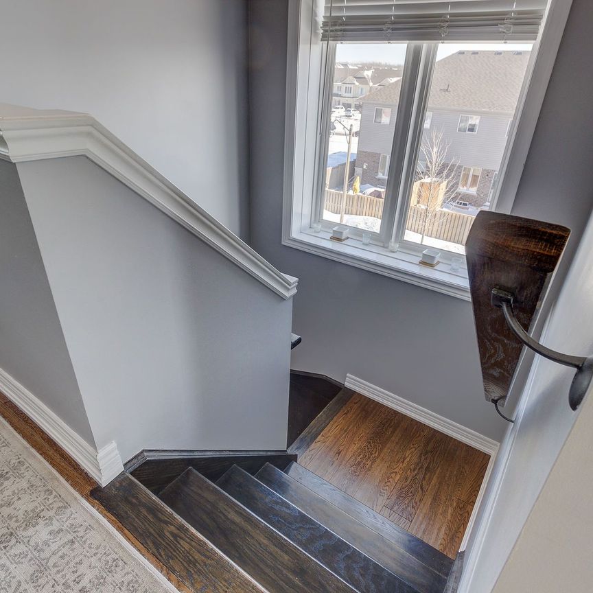 For Lease - 82 Bloom Crescent, Hamilton, Ontario - Photo 1