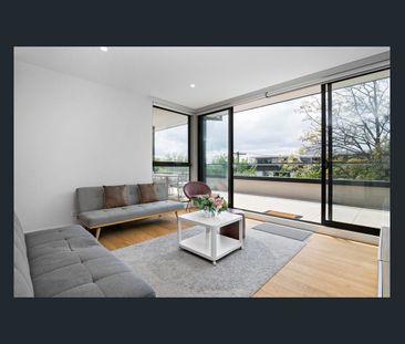 Exquisite Penthouse Luxury Living in Malvern East - Photo 2